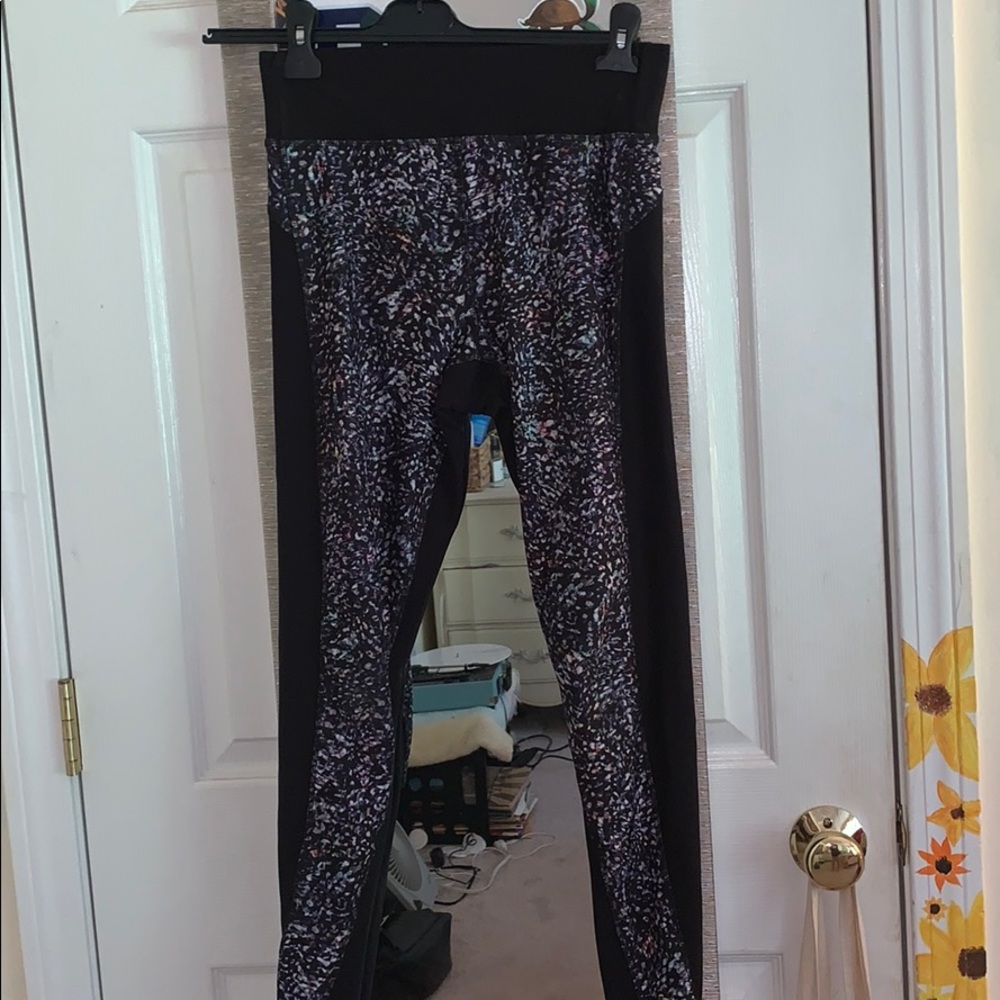 Multi-colored leggings